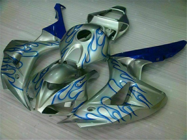 Honda CBR 1000 RR 2006-2007 - Bleu Flamme Argent Honda CBR 1000 RR 2006-2007 - Bleu Flamme Argent
