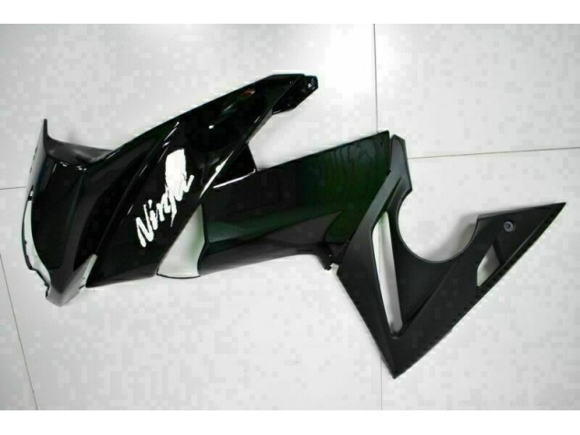 Kawasaki EX650 2009-2011 - Noir Brillant Kawasaki EX650 2009-2011 - Noir Brillant